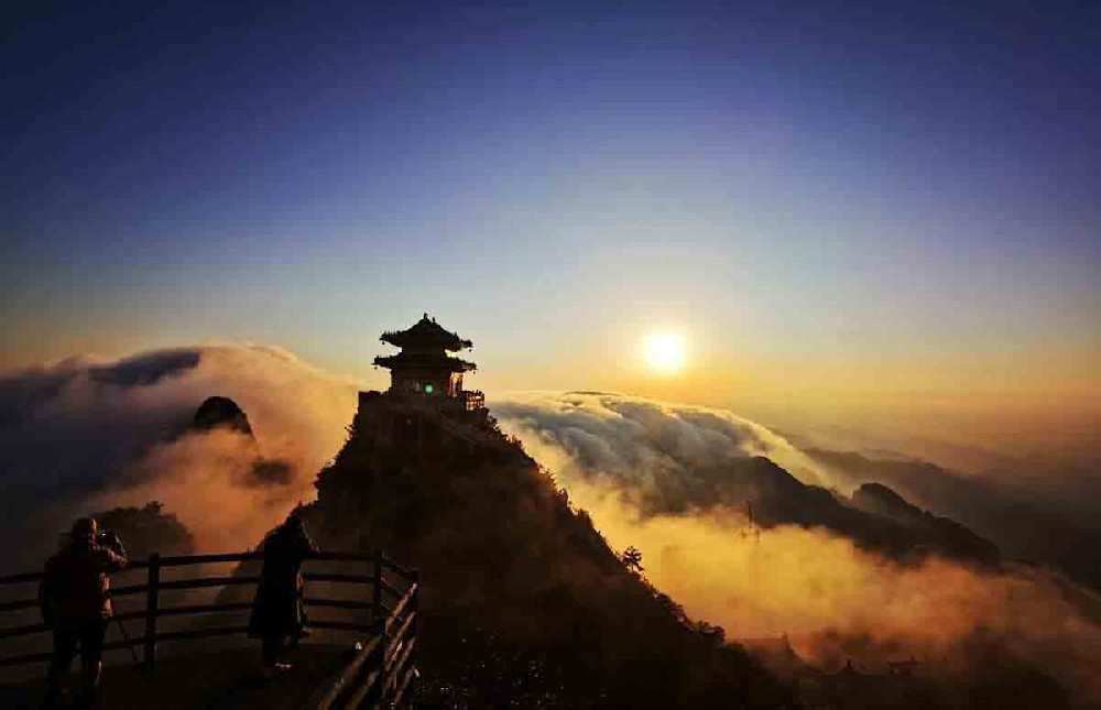 河南 5 天 4 晚文化深度研学攻略｜2025 最新小众古迹 + 甲骨文体验 + 古城非遗