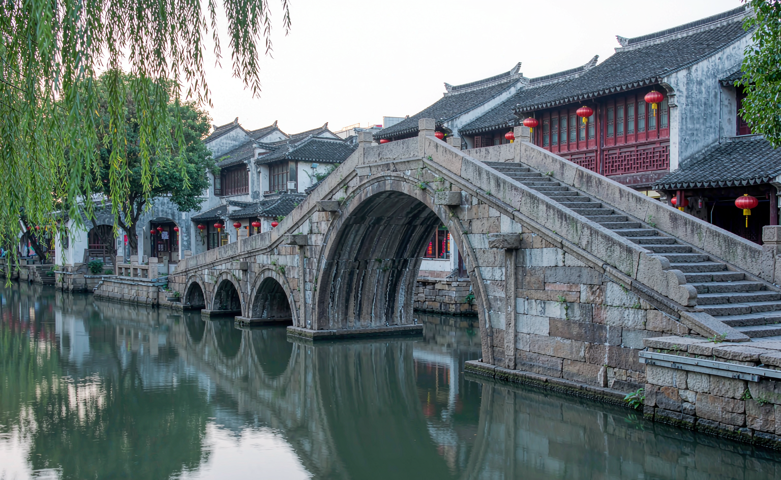 洛阳出发景德镇+婺女洲+婺源+5天4晚拼小团